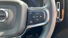 Volvo XC40 2.0 B4P Plus Dark 5dr Auto Petrol Estate